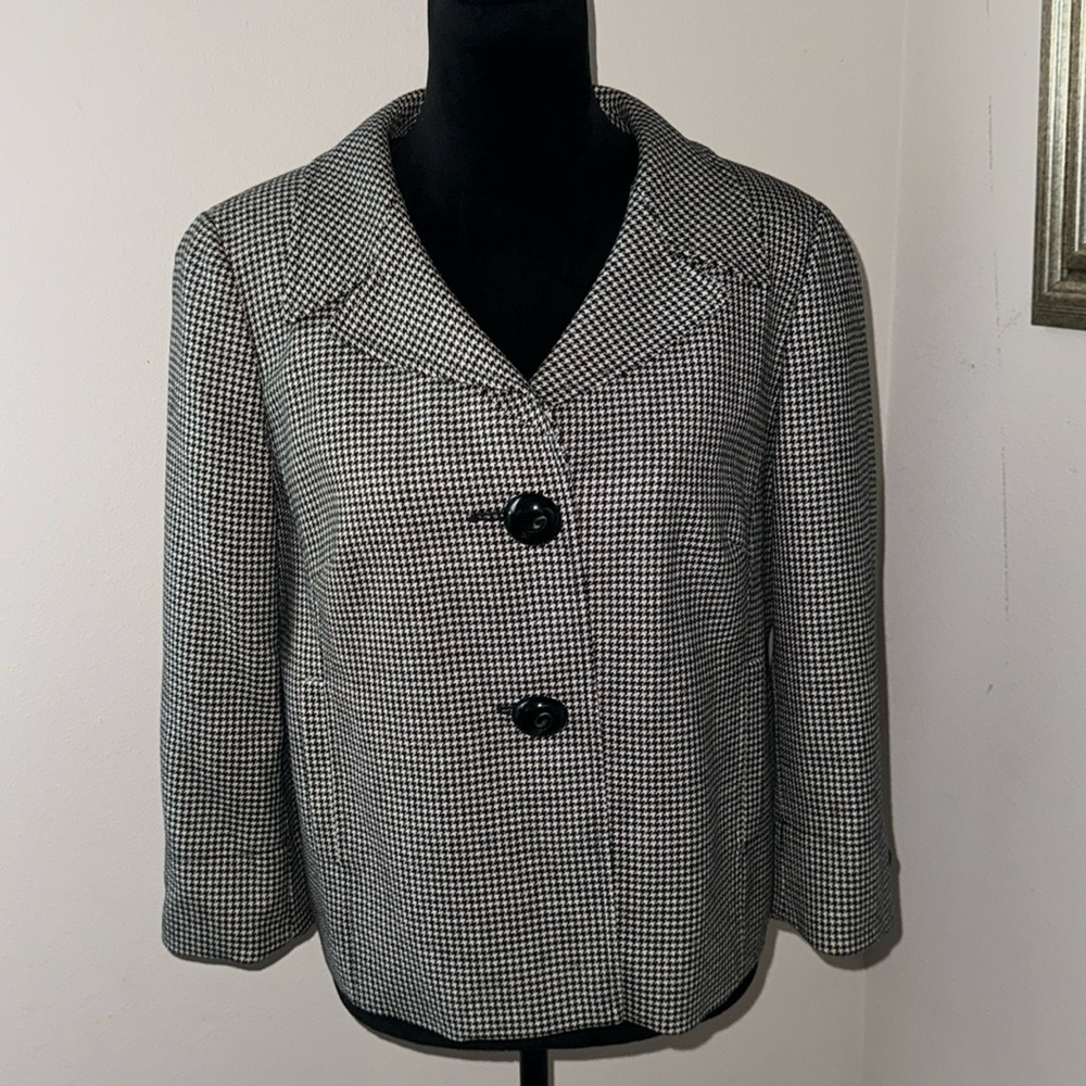 Talbots Sz 12 black white houndstooth single front women’s blazer suit jacket